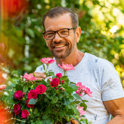 GARTENPLAUDEREI MIT BIOGÄRTNER KARL PLOBERGER & JOURNALISTIN DAGMAR PERSCHKE”